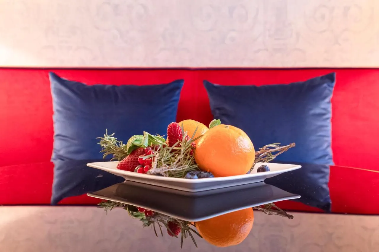 Hotel Palazzo Cornalia Milán 5*,  Italia