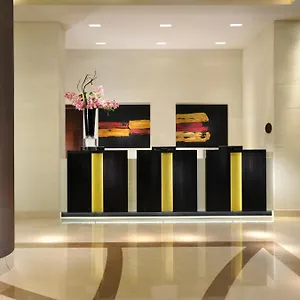 أب تاون بالاس فندق