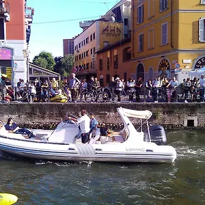 Art Navigli **** Milánó