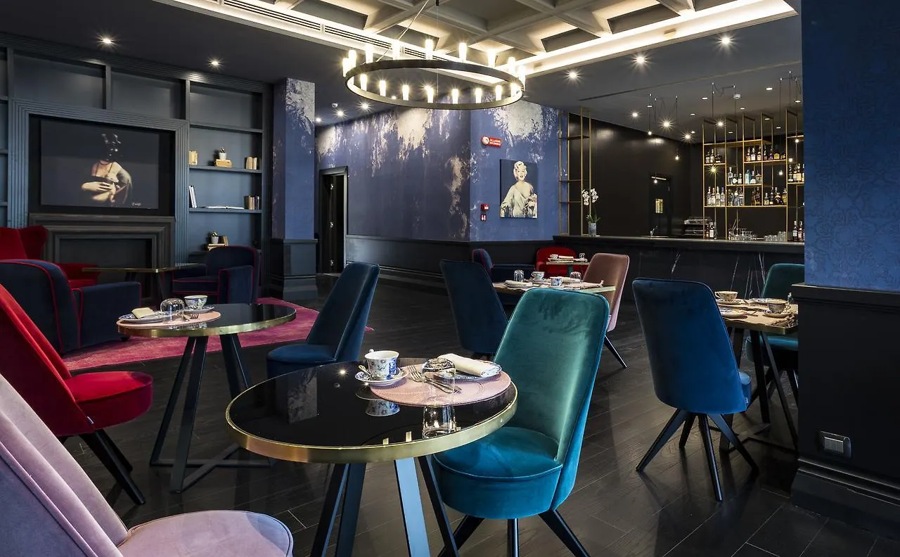 *****  Palazzo Cornalia Hotel Milan Italy
